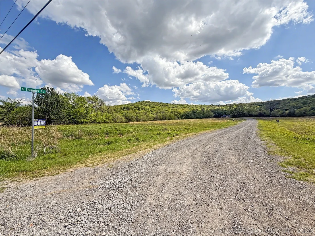 Photo of 420 S Thunder Road