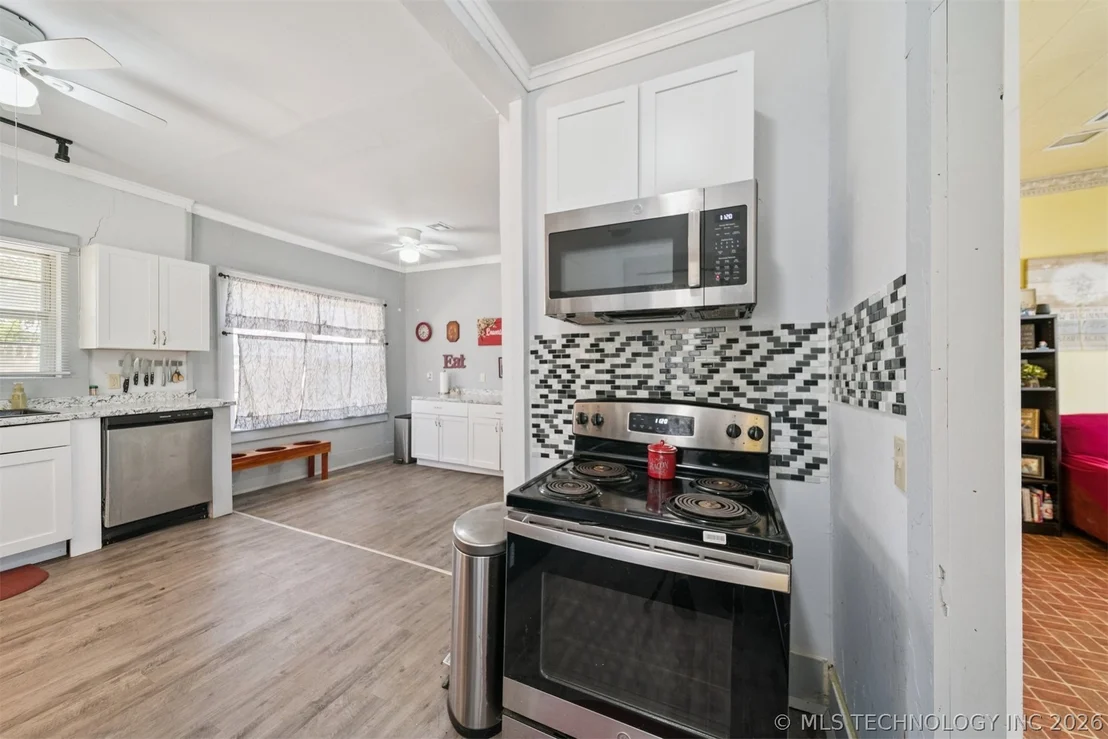Photo of 505 N Cimarron Avenue