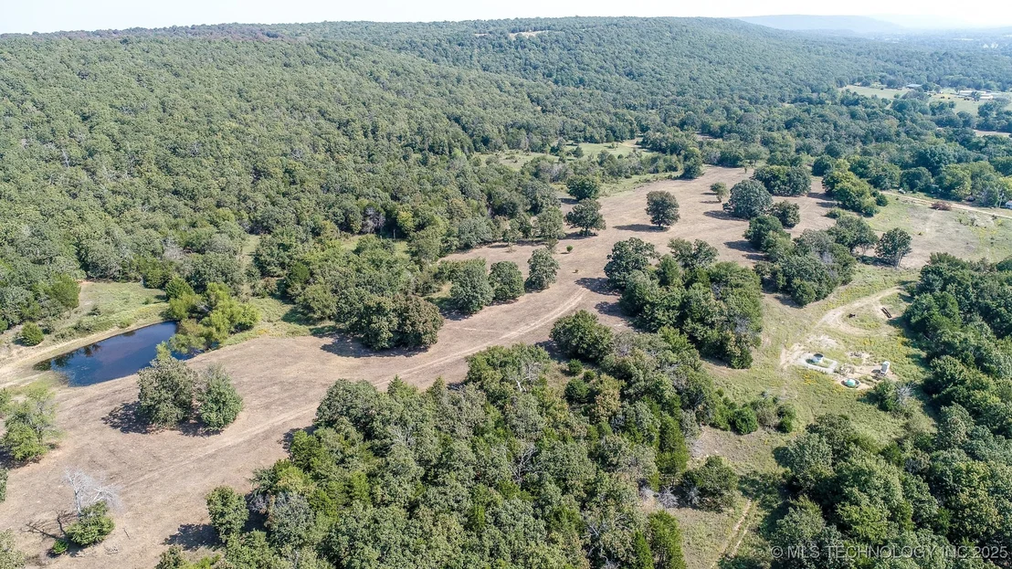 Photo of 160 E Hwy 31