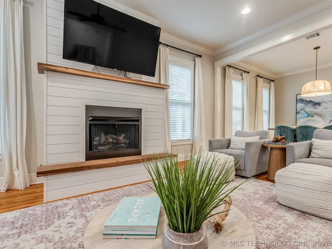 Photo of 25 Boulevard