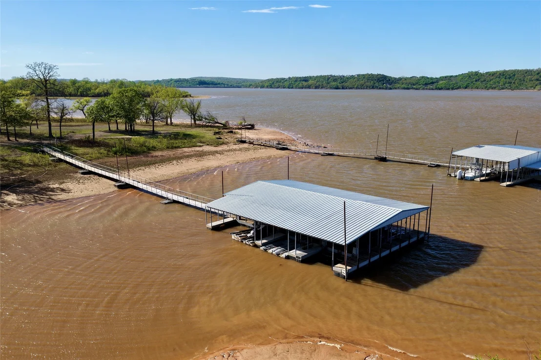Photo of 25 E Shoreline Drive
