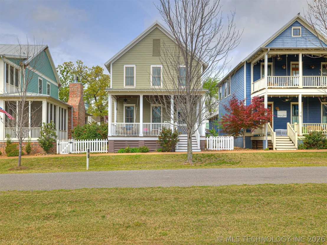 Photo of 25 Boulevard