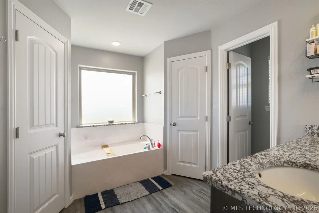 Photo of 571 Lake Meadow Loop