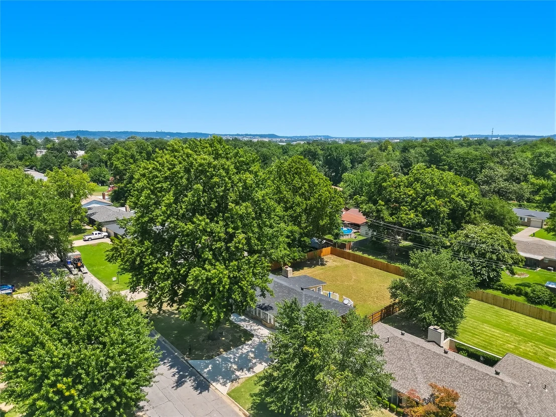 Photo of 8217 Meadow Drive