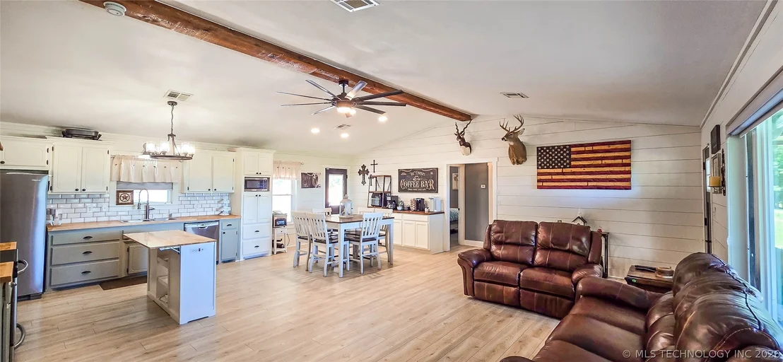 Photo of 30551 S Hwy 2
