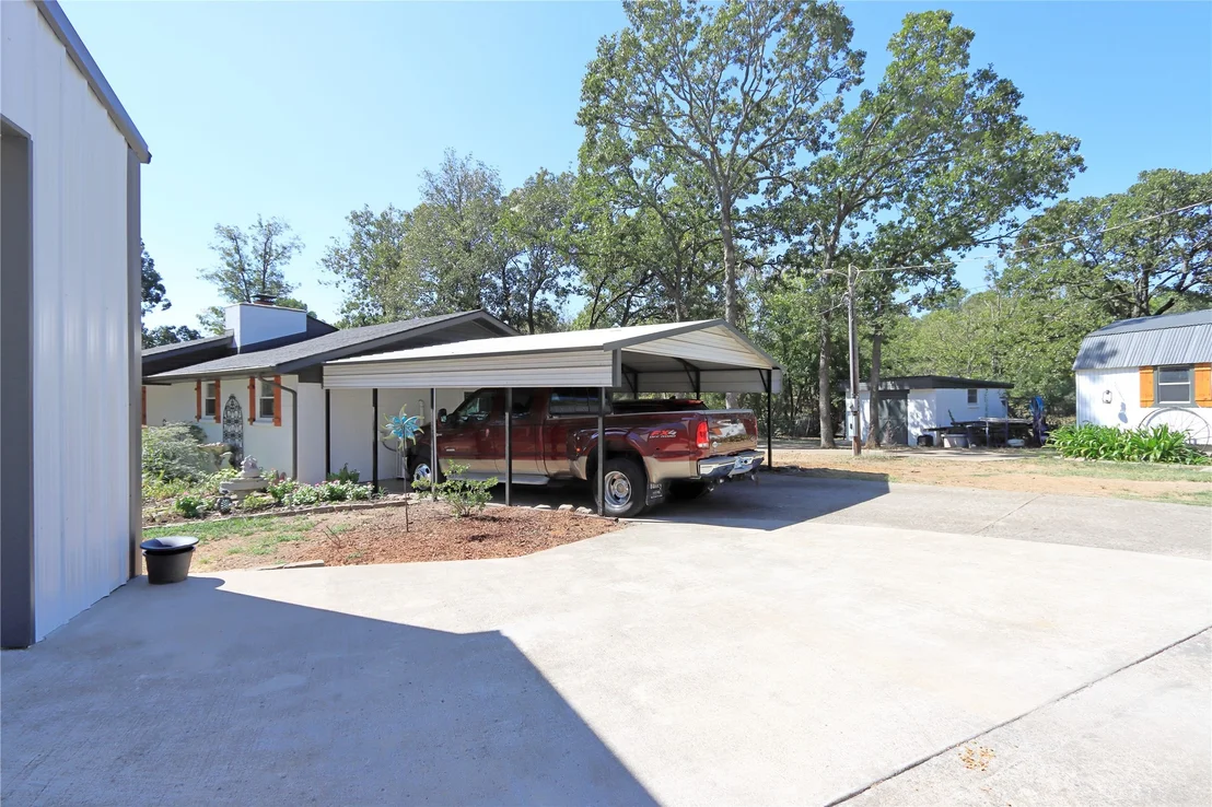 Photo of 73815 Cyclone Hollow Road