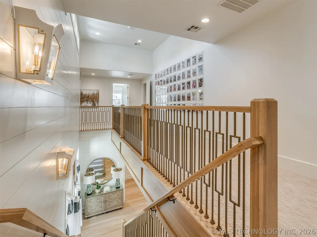 Photo of 120 Lower Green Way