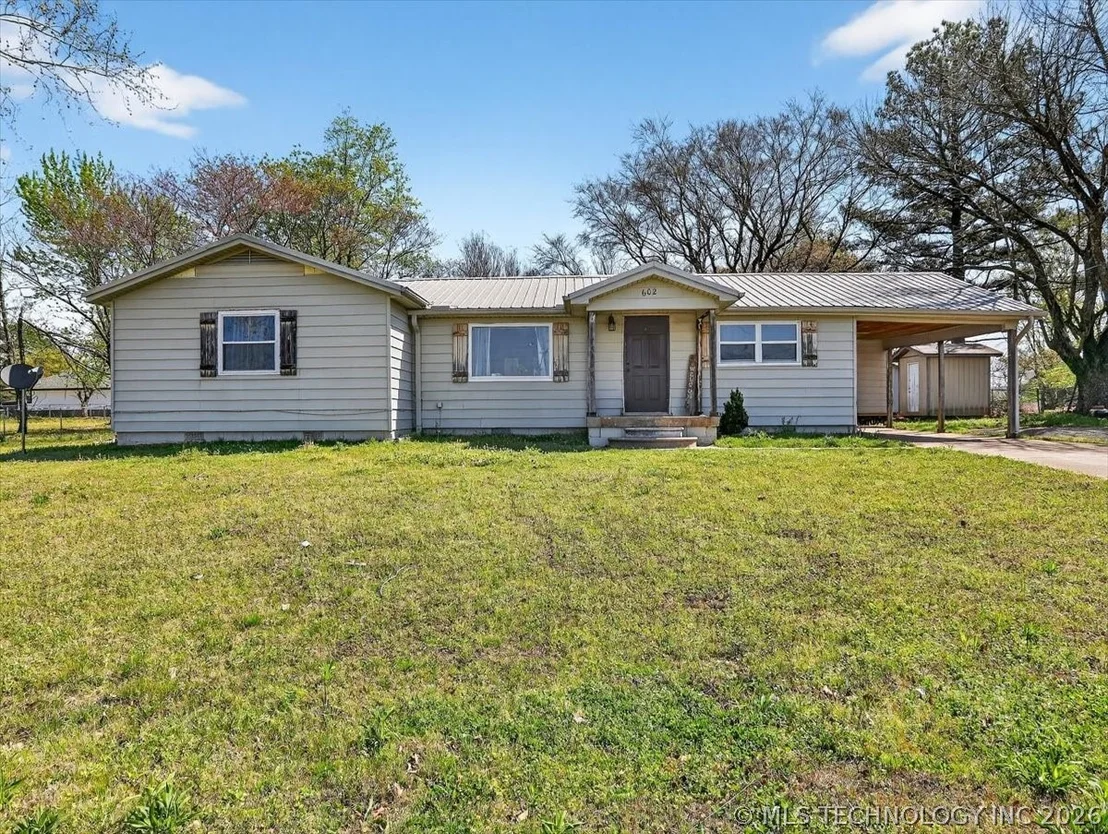 Photo of 602 Martindale Lane