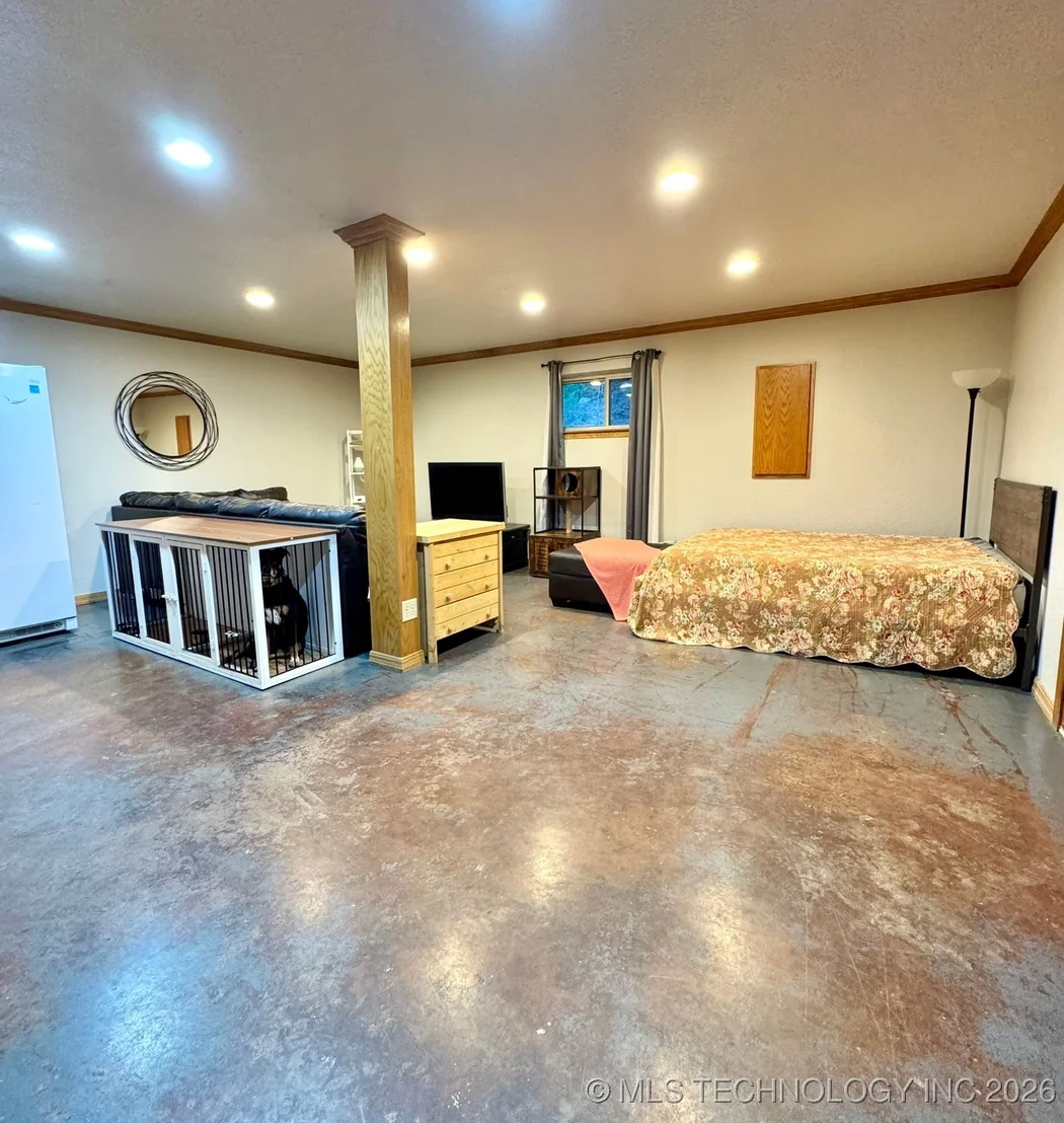 Photo of 1048 Robin Hood Road
