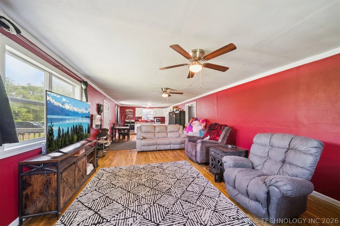 Photo of 237 N Chase Street