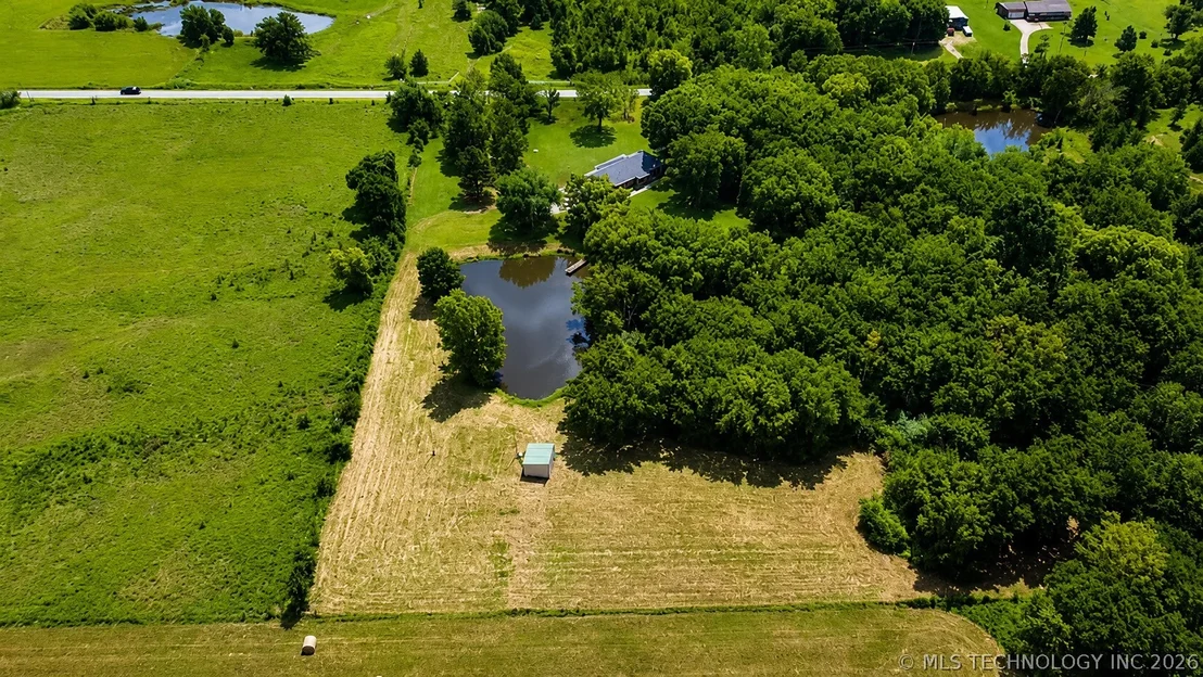 Photo of 19183 S Prairie Bell Road