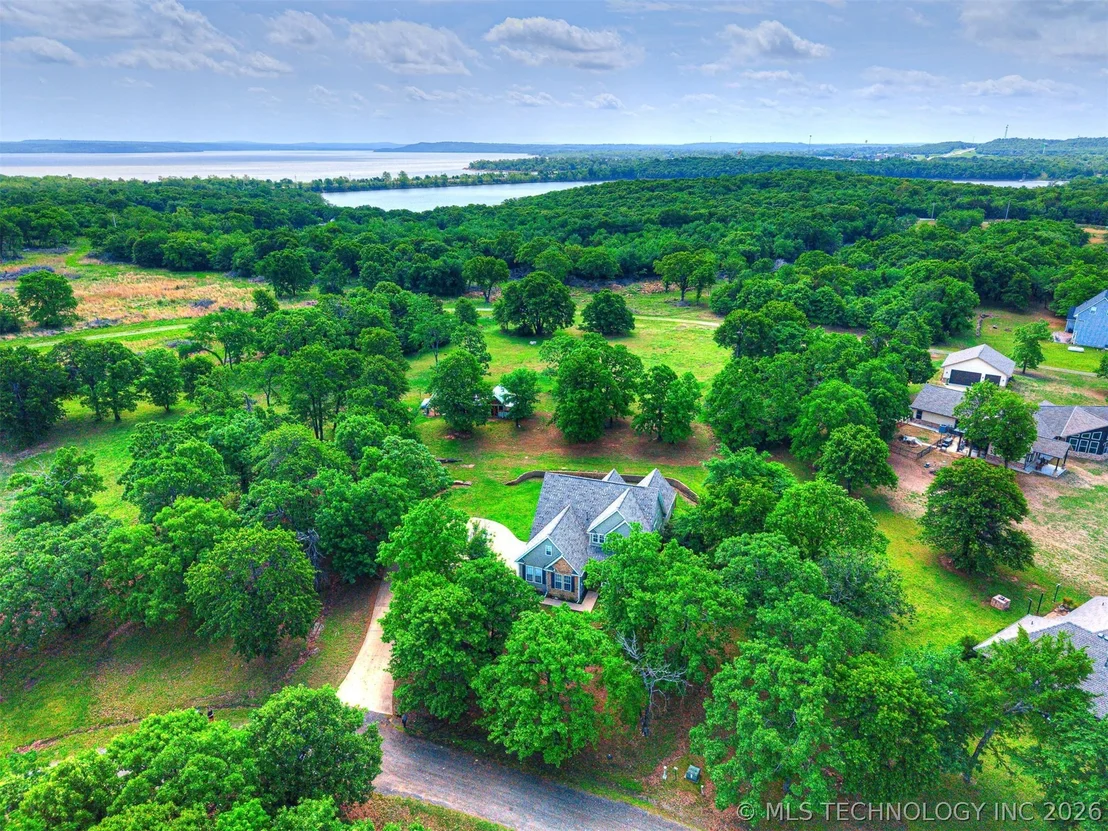 Photo of 2485 Avalon Drive