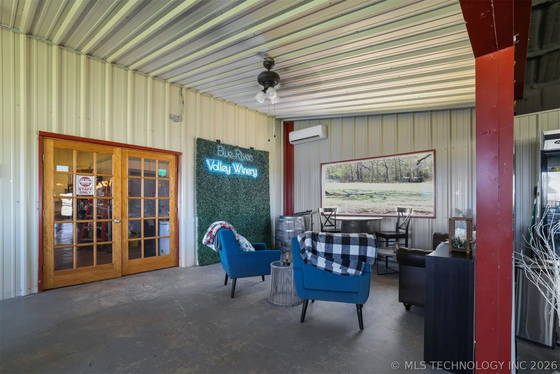 Photo of 3565 Sawmill Road