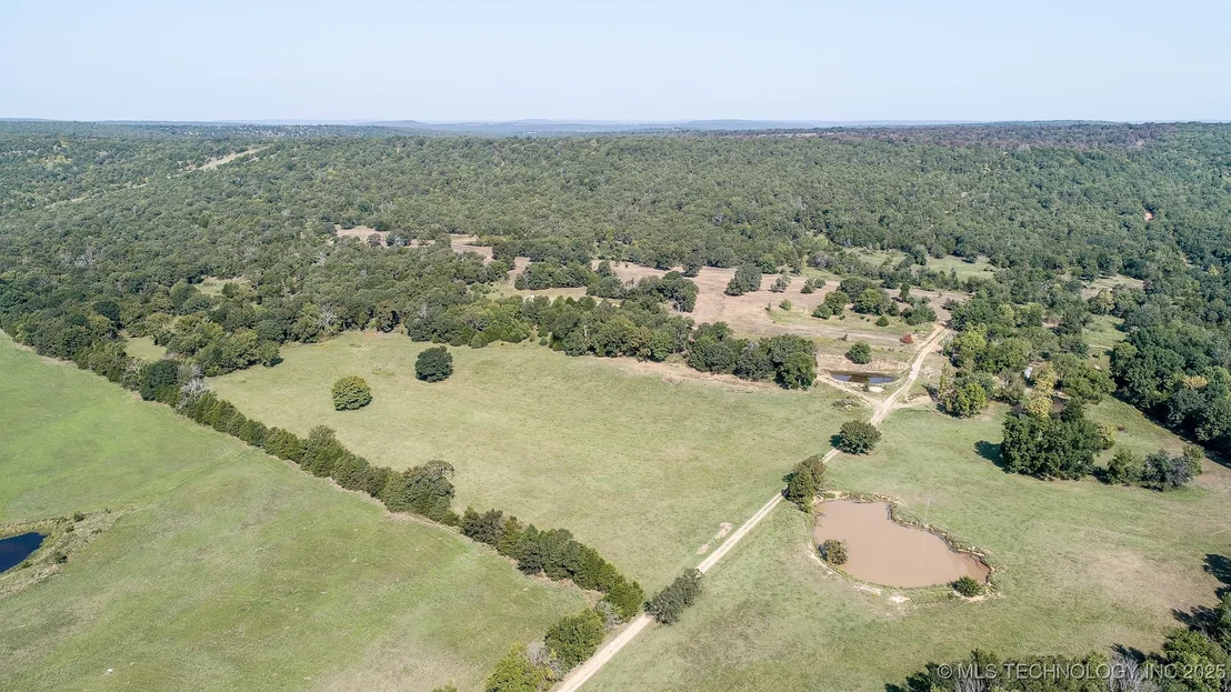 Photo of 160 E Hwy 31