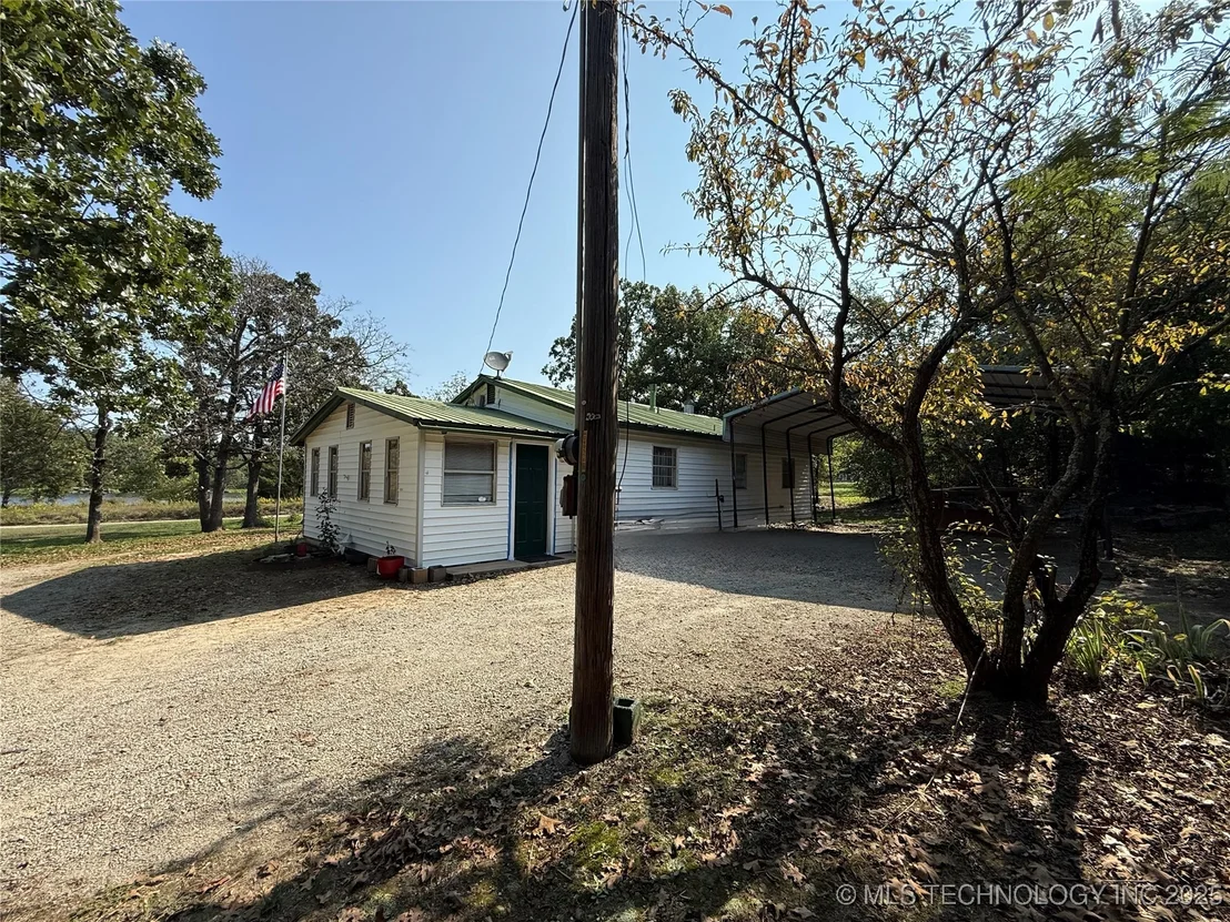 Photo of 319 Lake Drive