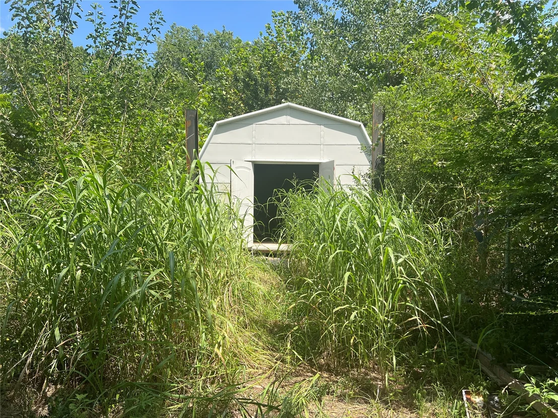 Photo of 494 Red Feather Road