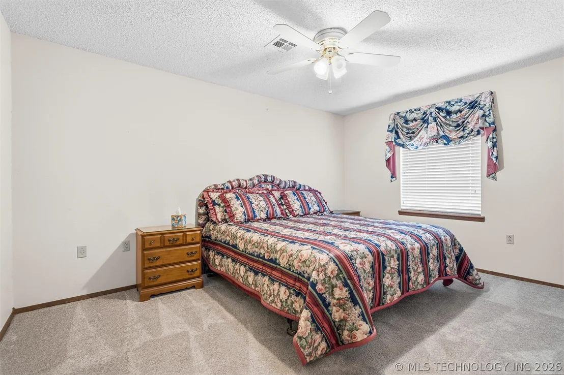 Photo of 521 Circle Drive