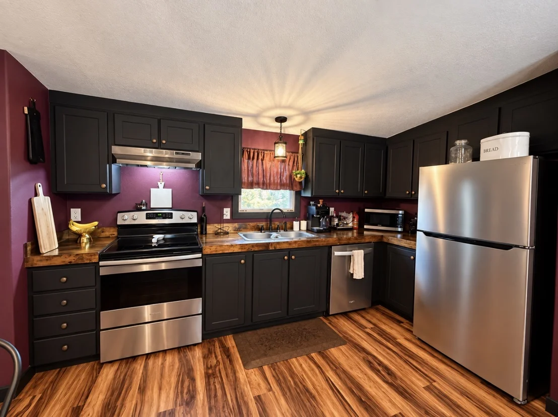 Photo of 10549 W Perry Road