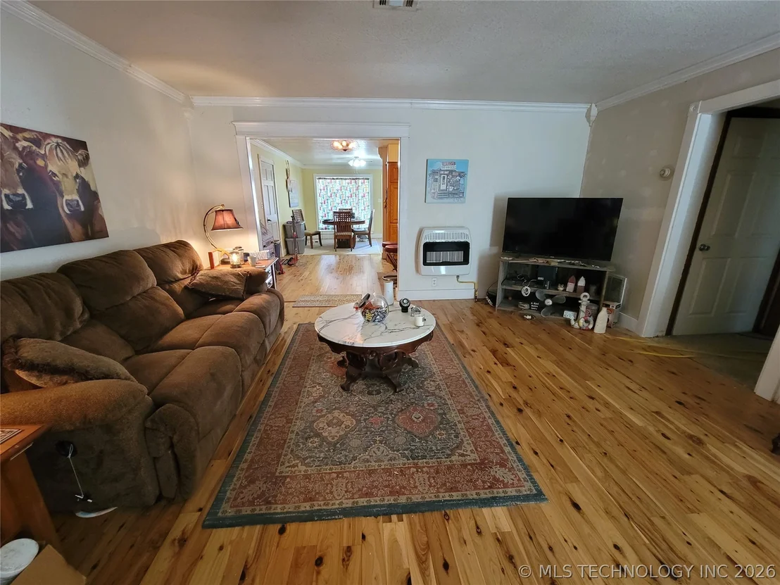 Photo of 416036 La Vista Drive