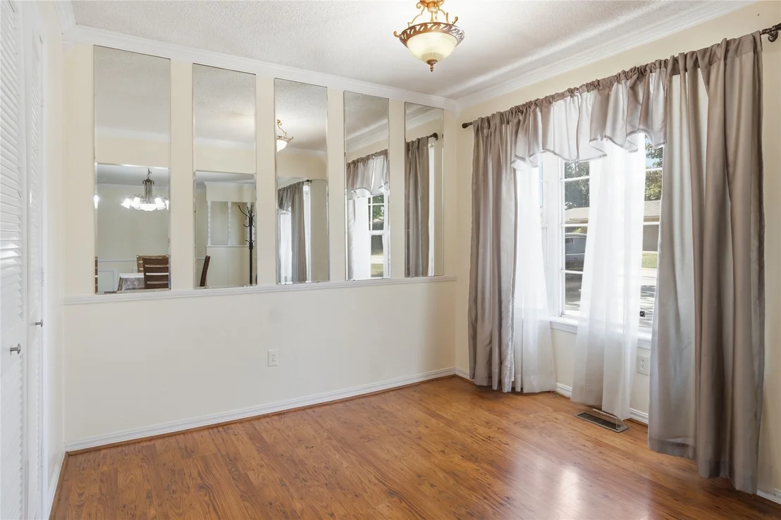 Photo of 8217 Meadow Drive
