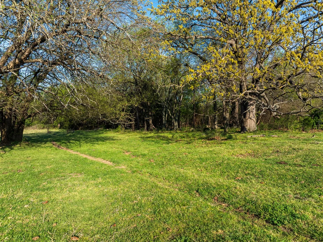 Photo of 20 E 1120 Road