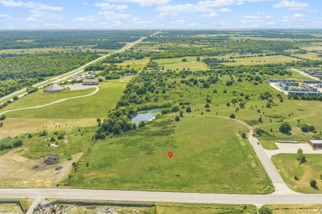 Photo of 320 Travertine Drive