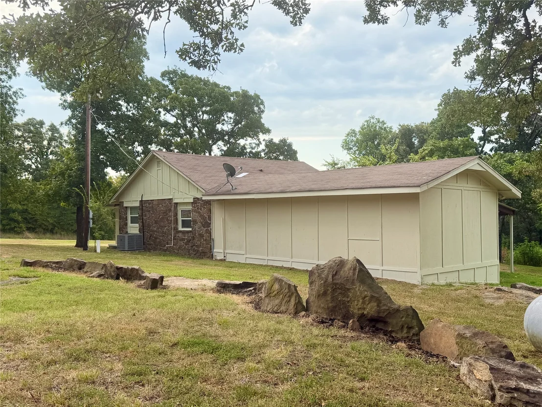 Photo of 120482 S 4110 Road