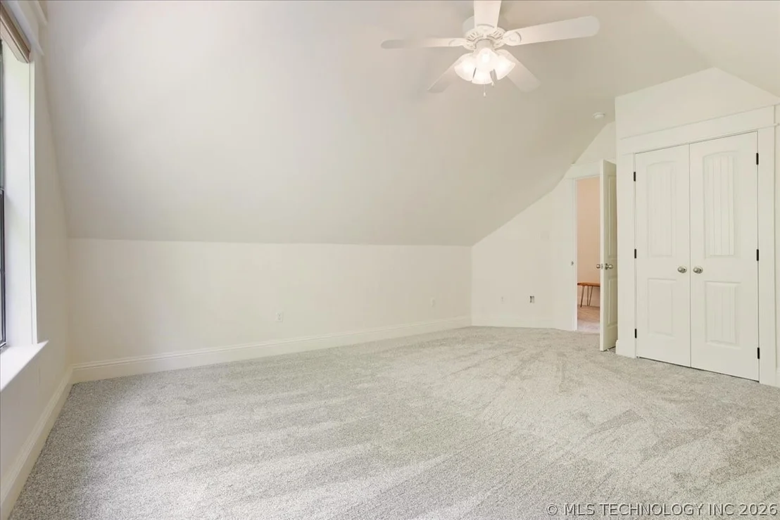 Photo of 900 W Hardesty Road