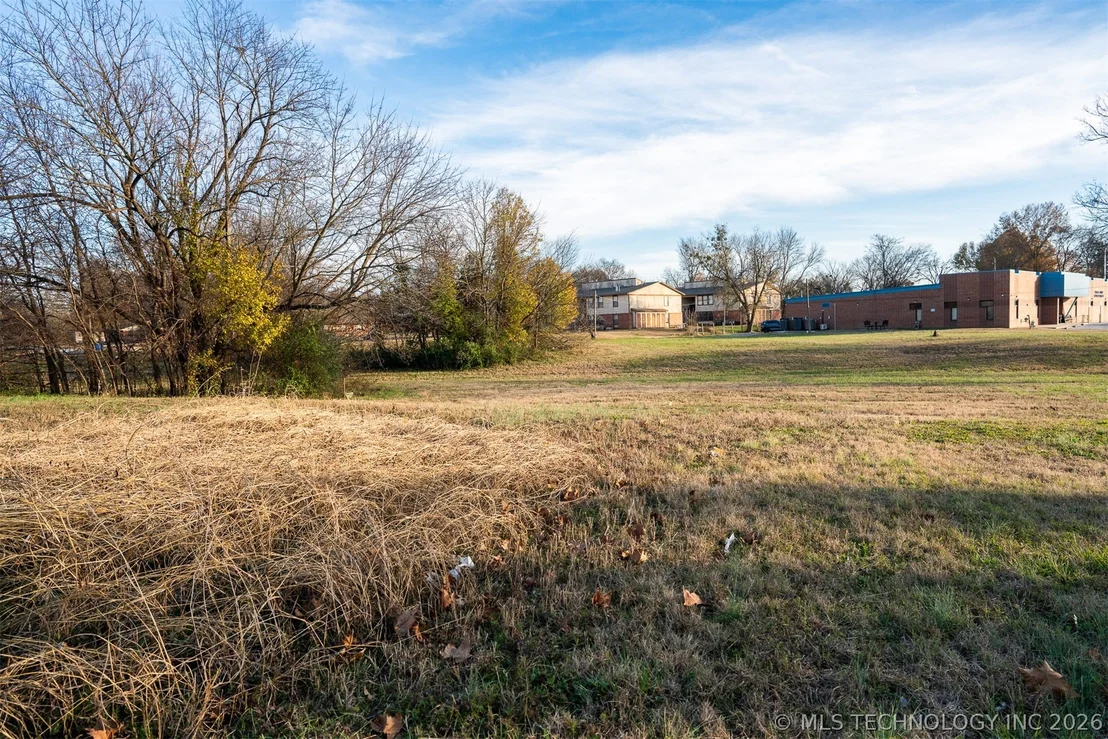 Photo of 8 N Pierce Avenue