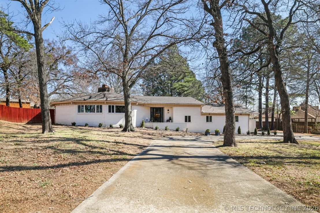 Photo of 2232 Gershwin Drive