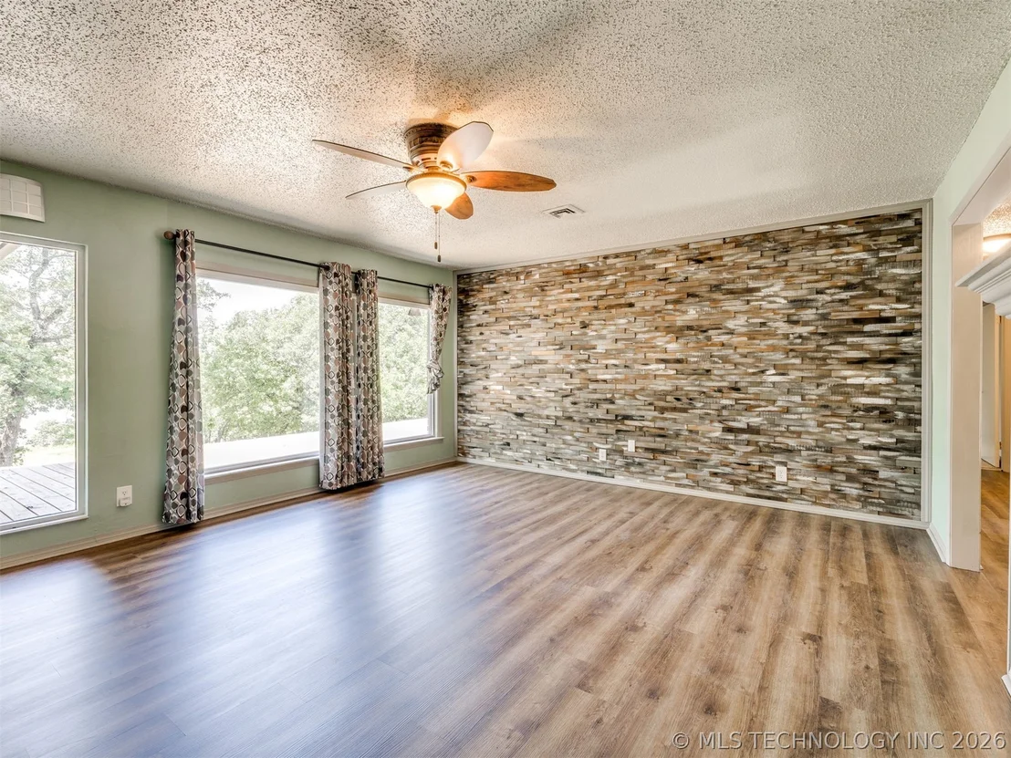 Photo of 1082 Gaines Creek Loop