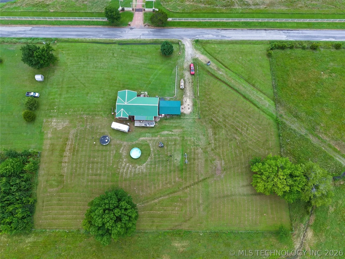 Photo of 24508 Calhoun