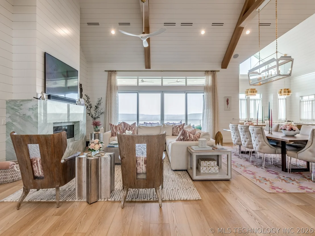 Photo of 120 Lower Green Way