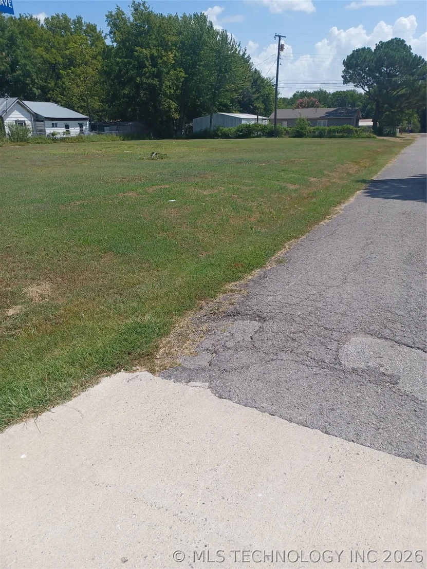 Photo of 514 SE Main Street