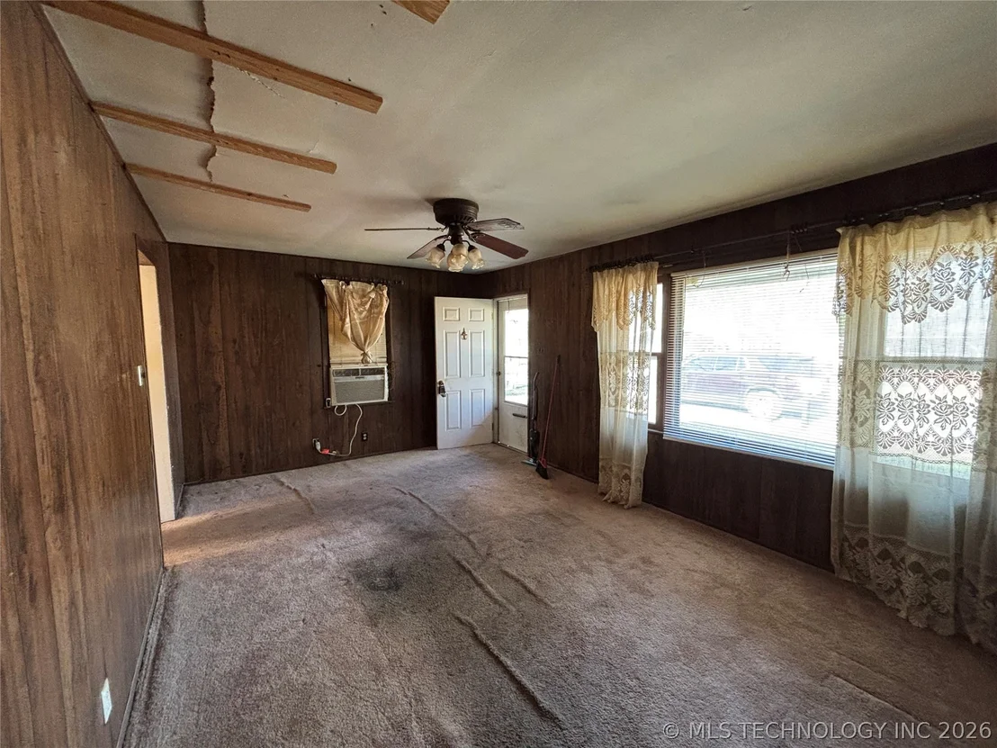 Photo of 902 Roosevelt