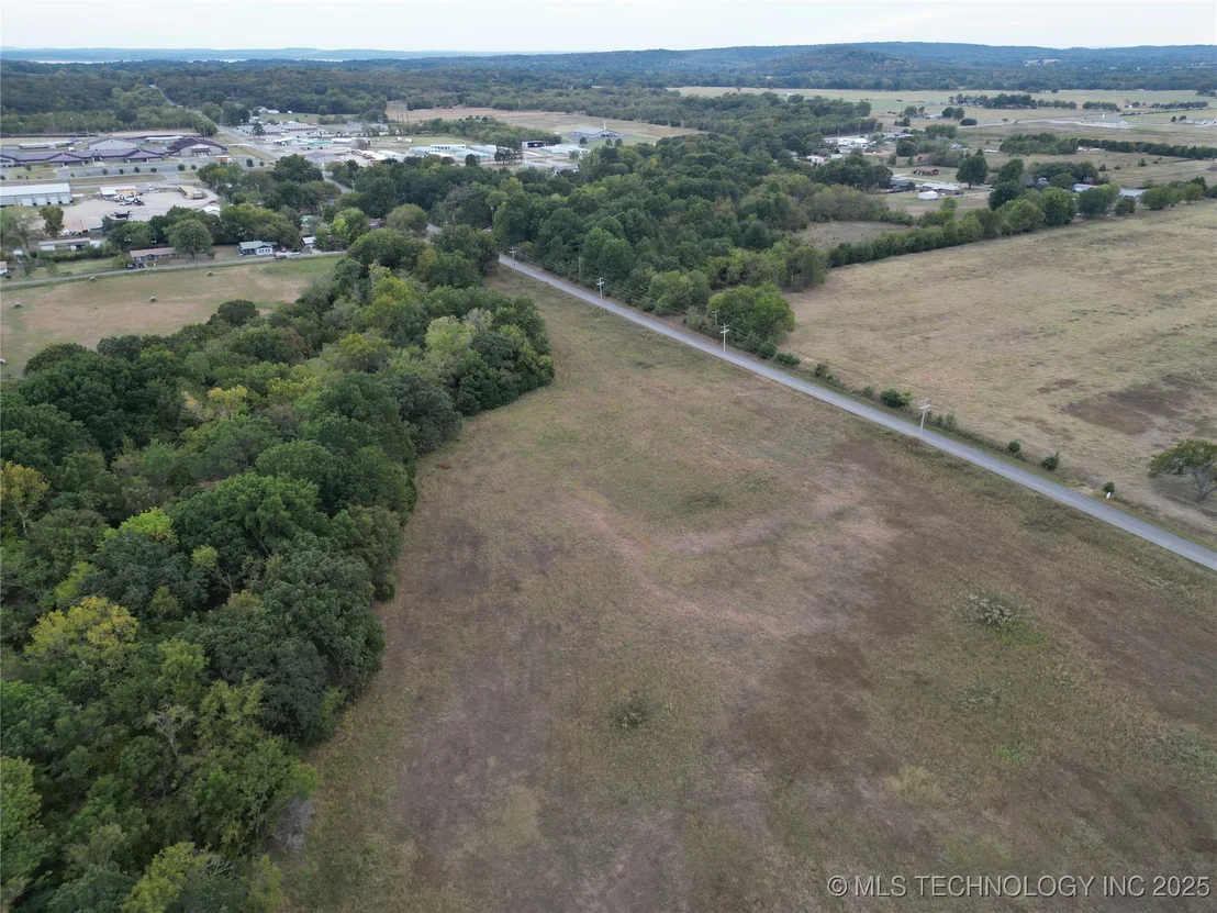 Photo of 3 E Coon Creek