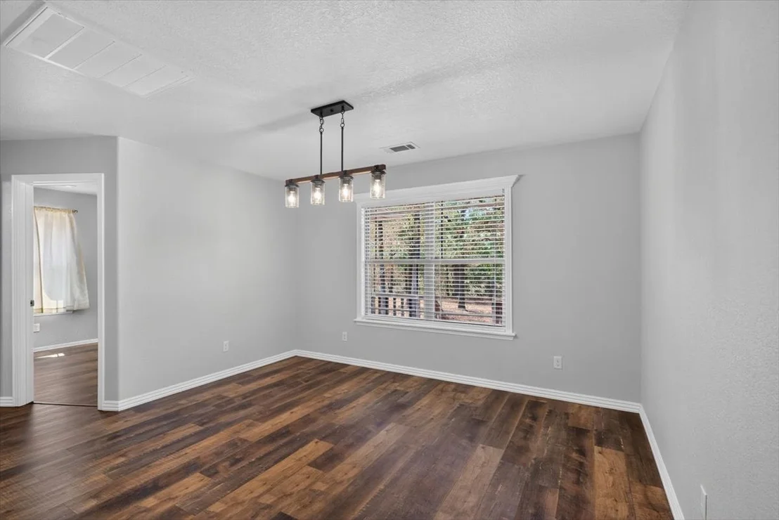 Photo of 301 Eagle Crest