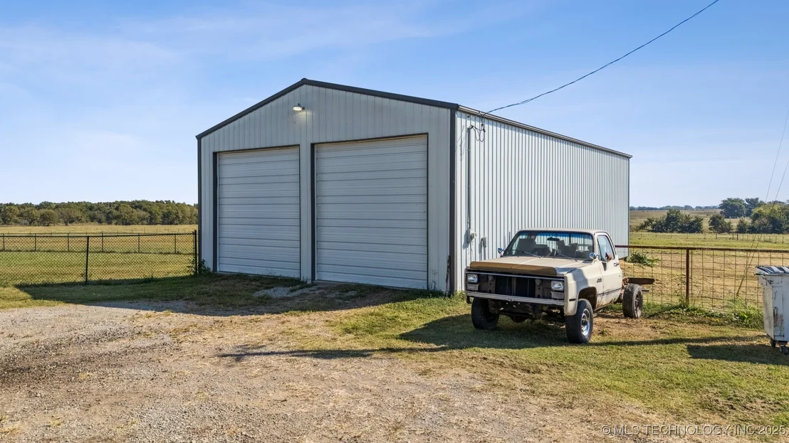 Photo of 109159 S 4210 Road
