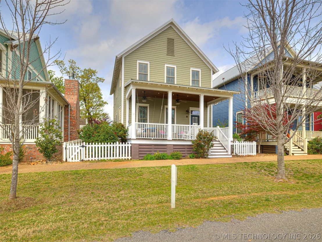 Photo of 25 Boulevard