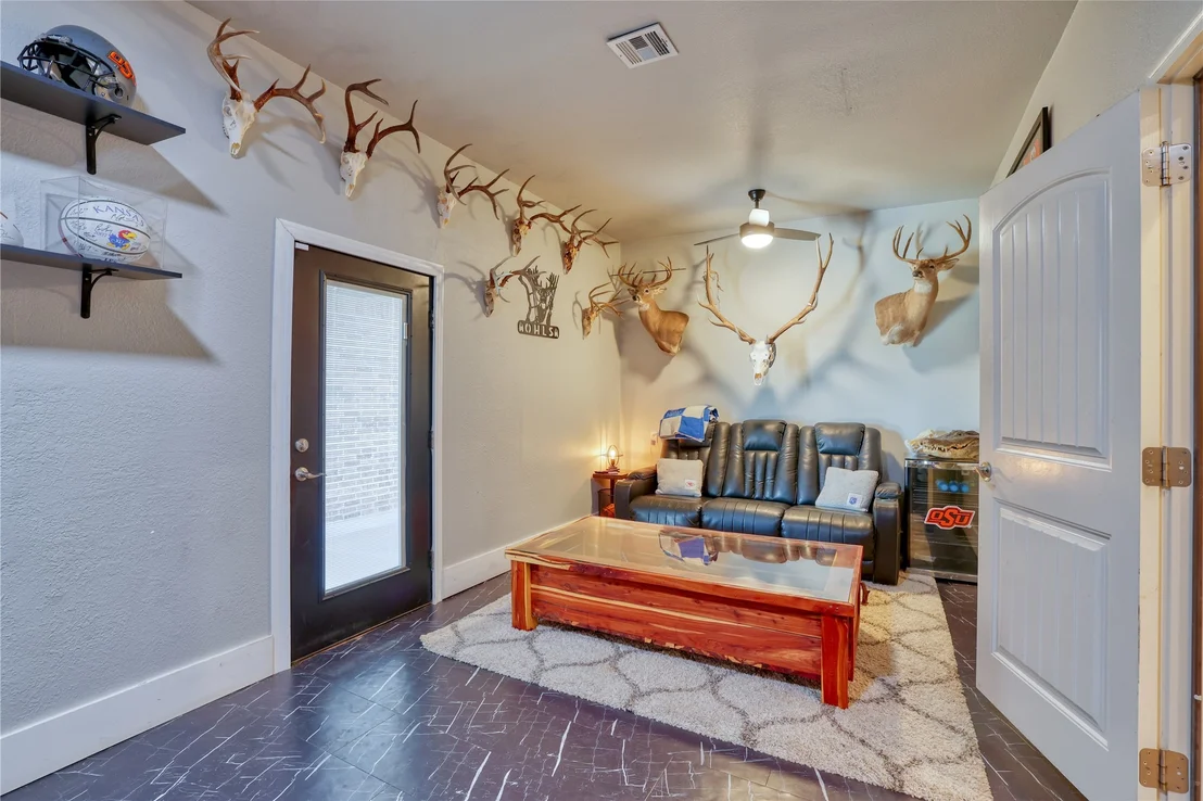 Photo of 905 Summit Ridge