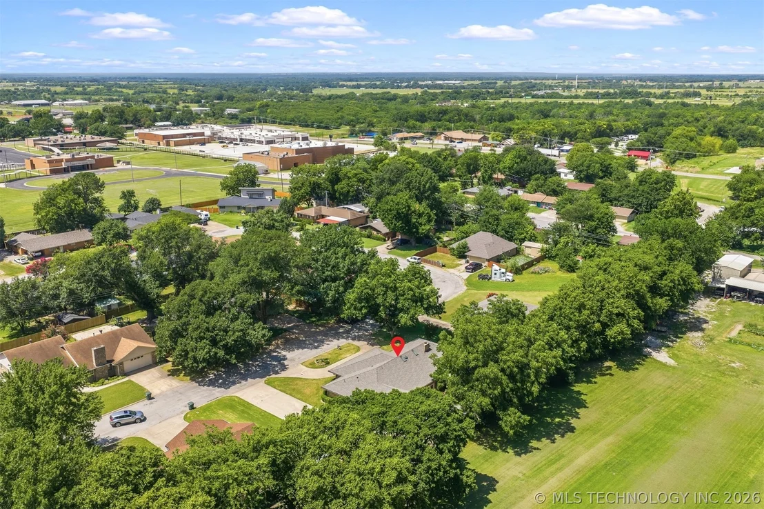 Photo of 521 Circle Drive