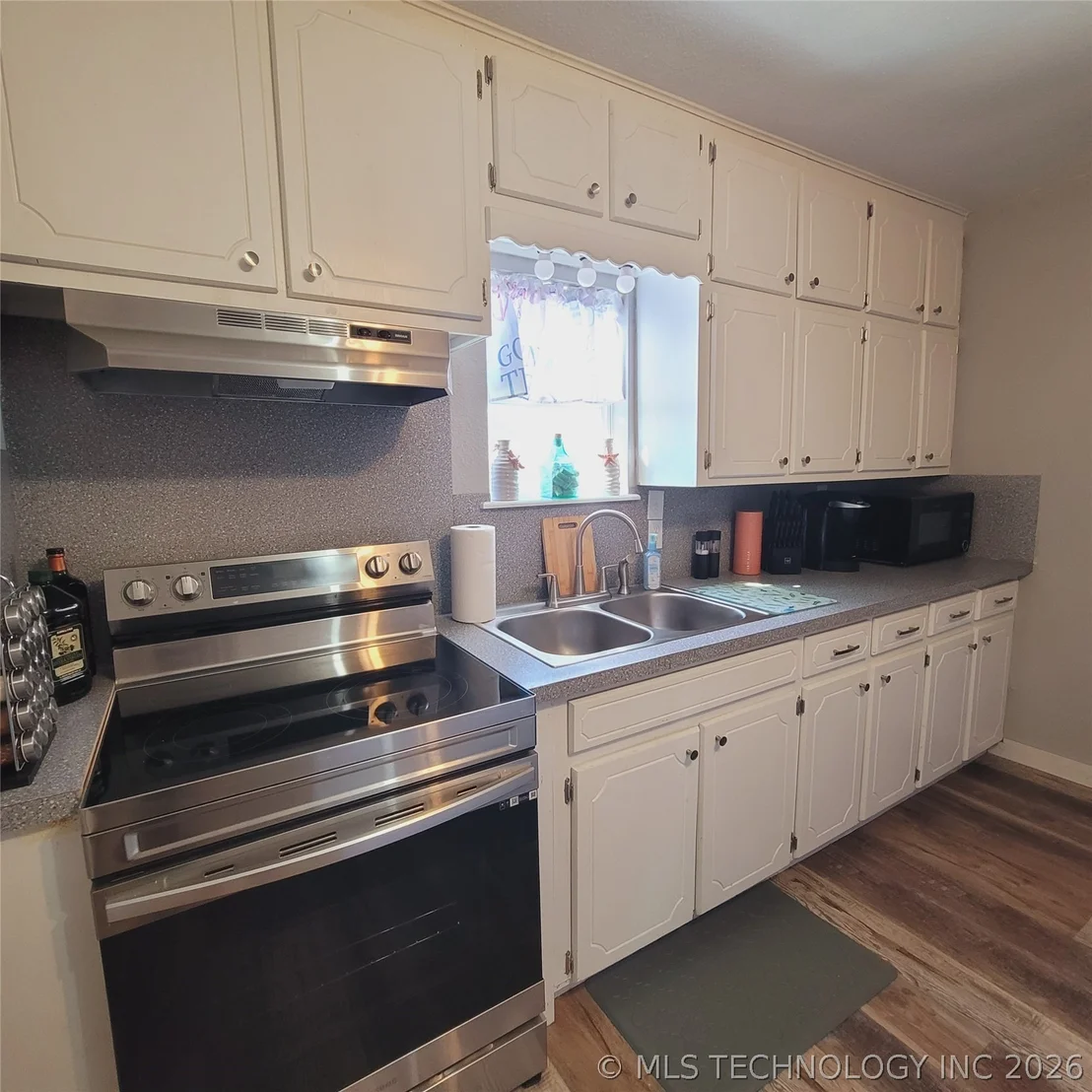 Photo of 232 E Elm Street
