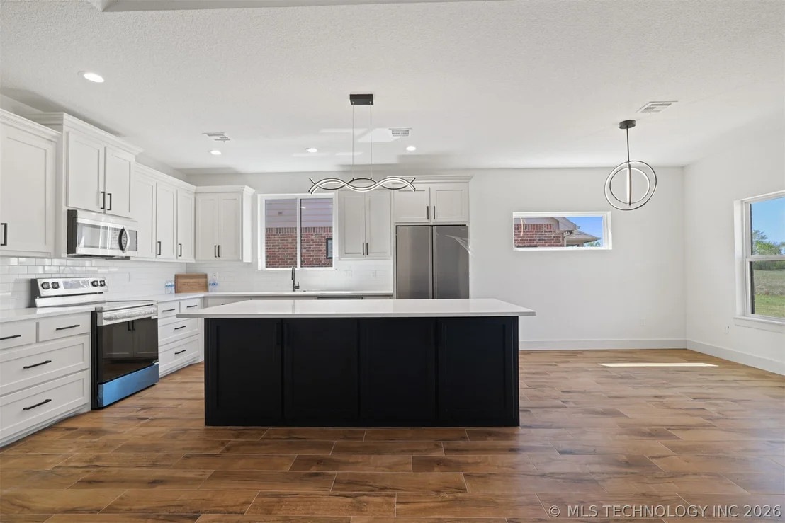 Photo of 849 Springfield Court