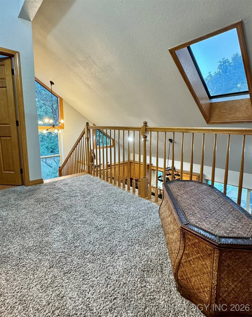 Photo of 1048 Robin Hood Road