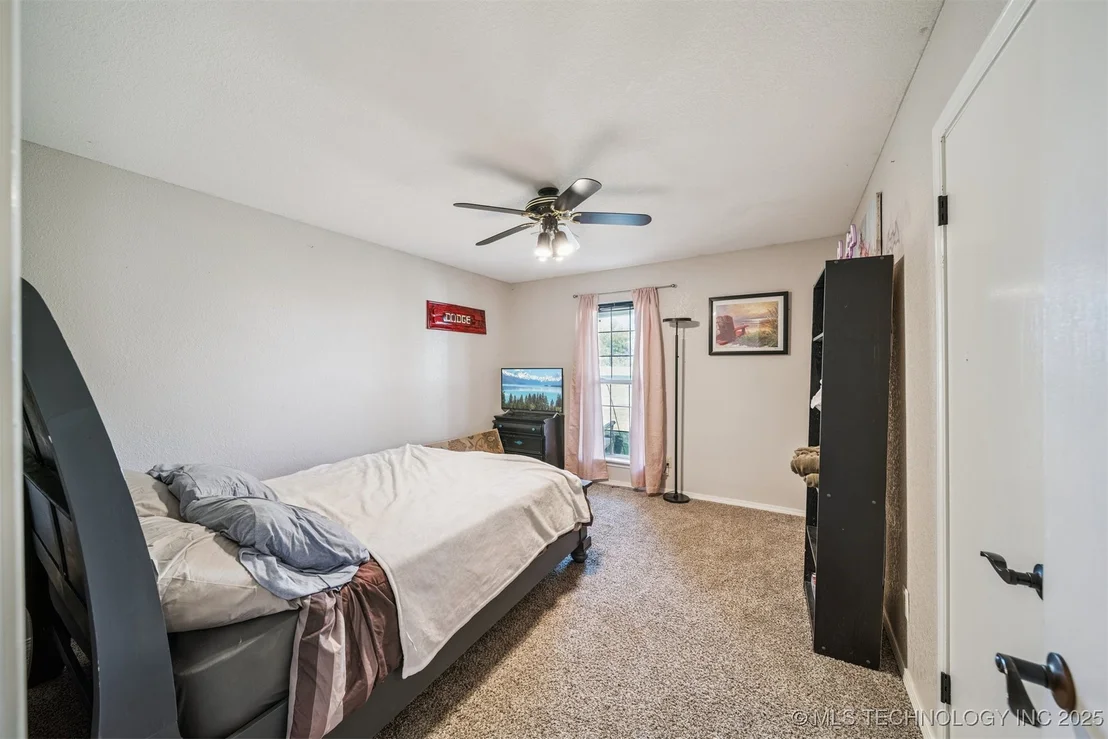 Photo of 109159 S 4210 Road