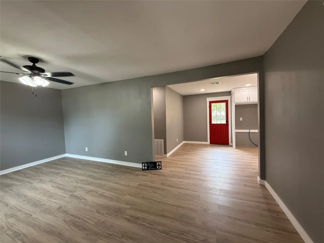 Photo of 702 6th Avenue