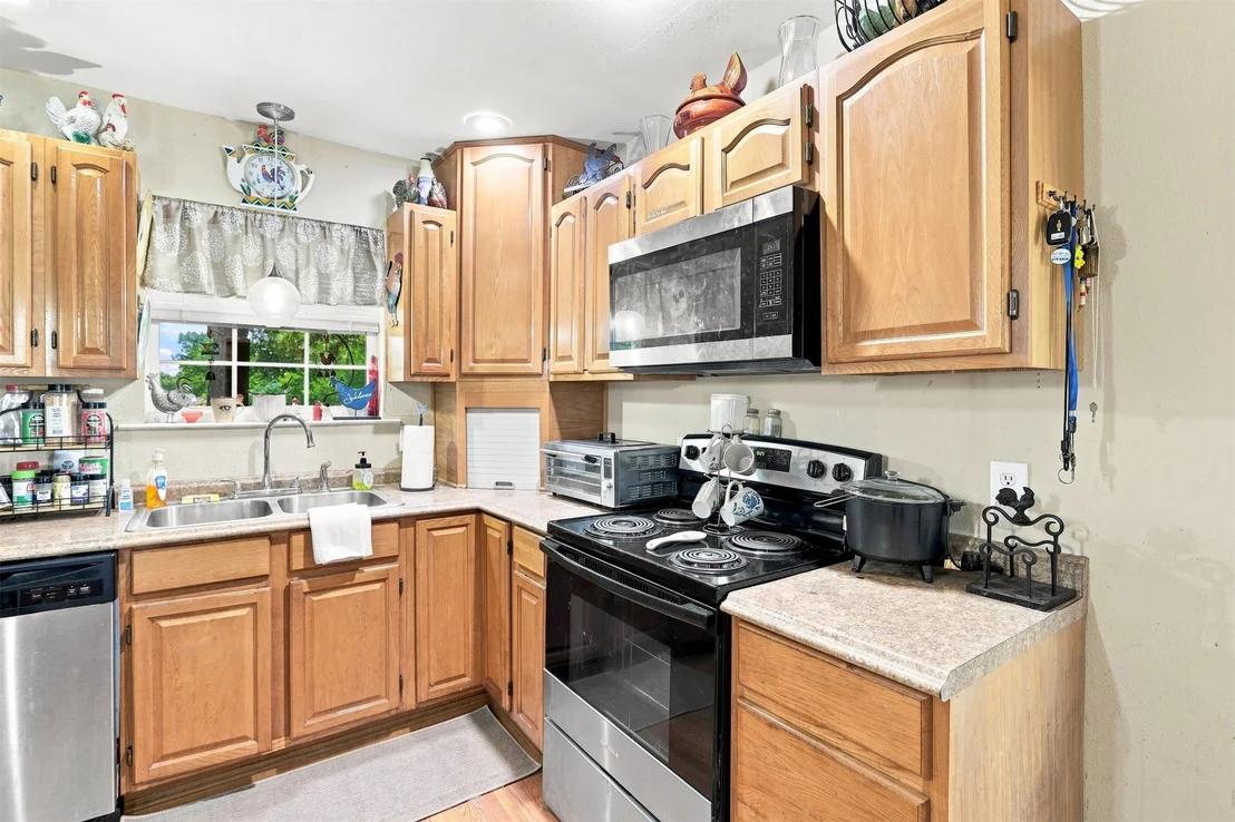 Photo of 208 W Umstead