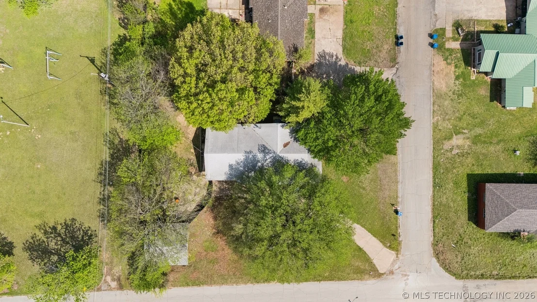 Photo of 505 N Cimarron Avenue