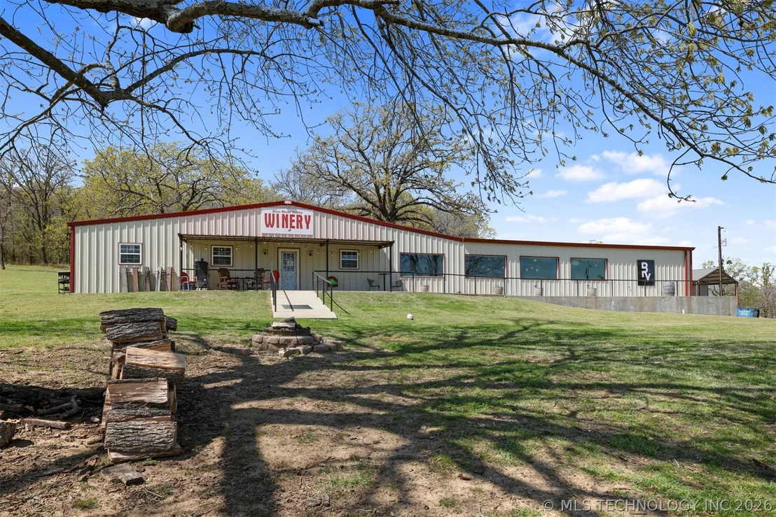 Photo of 3565 Sawmill Road