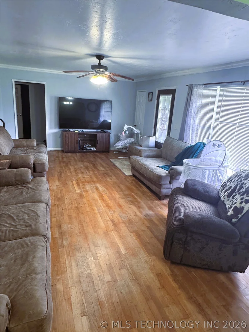 Photo of 24508 Calhoun
